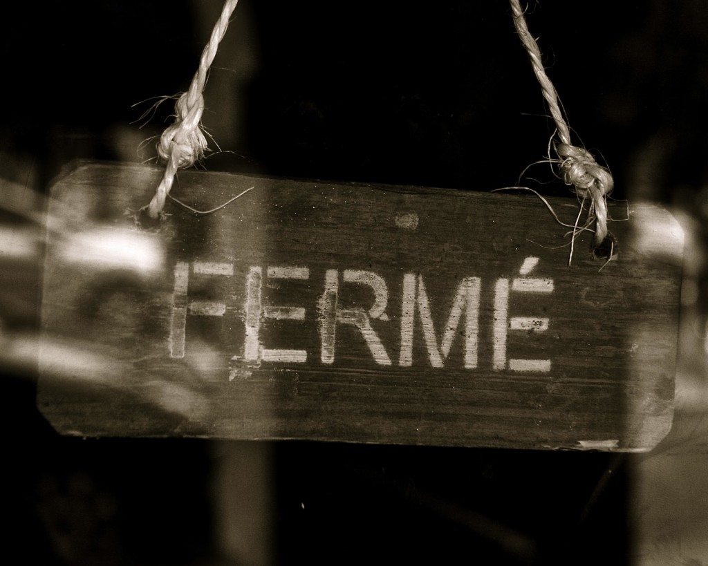 fermé